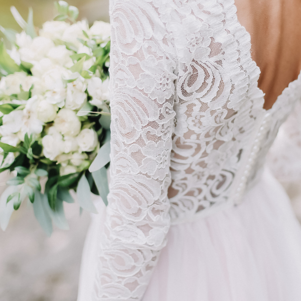 back of lace wedding dress